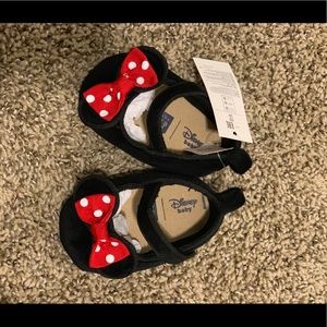 Minnie Mouse newborn shoes